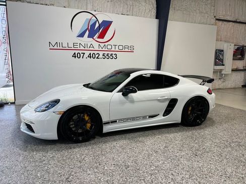 Used 2018 Porsche 718 Cayman S image 15
