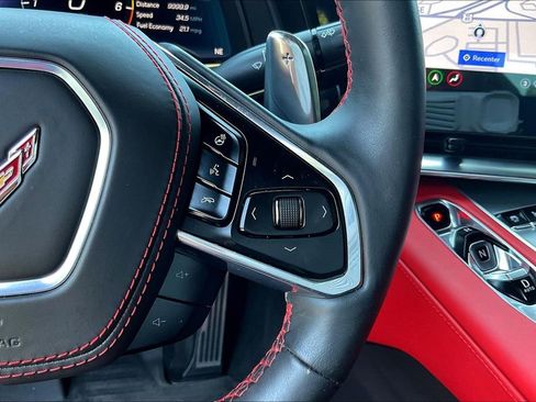 Used 2021 Chevrolet Corvette Stingray Premium Cpe w/ Z51 Performance Package RWD image 11