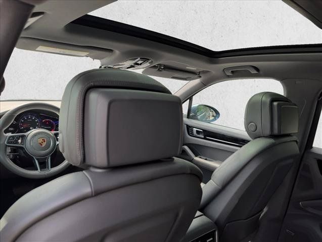 Used 2019 Porsche Cayenne AWD/4WD image 15