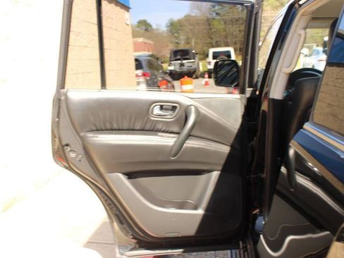 Used 2021 Nissan Armada SV RWD image 16