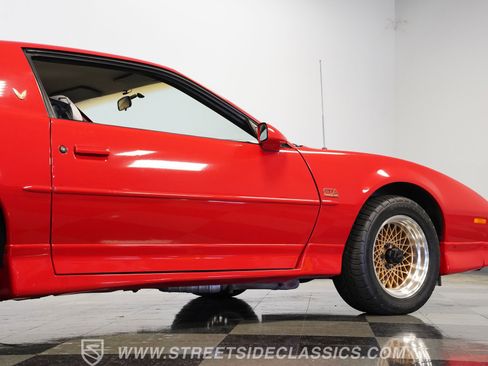 Used 1988 Pontiac Firebird Trans Am RWD image 29