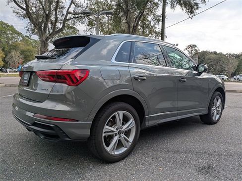 Used 2022 Audi Q3 2.0T Premium Plus image 2