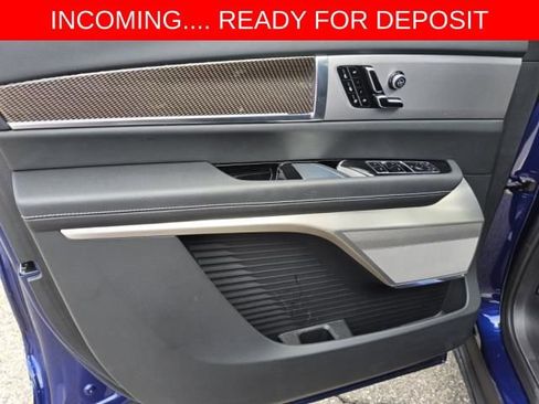 Used 2026 Cadillac Vistiq Sport w/ LPO, Floor Liner Package AWD/4WD image 5