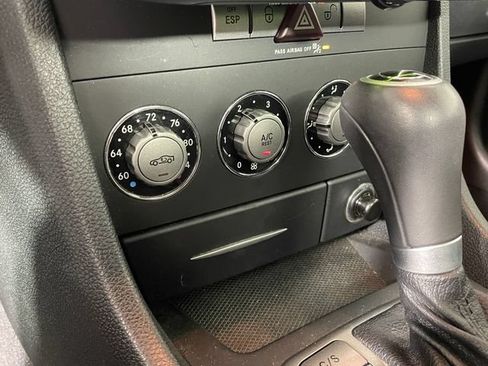 Used 2008 Mercedes-Benz SLK 280 image 8