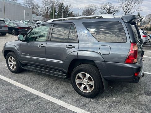 Used 2005 Toyota 4Runner Limited image 3
