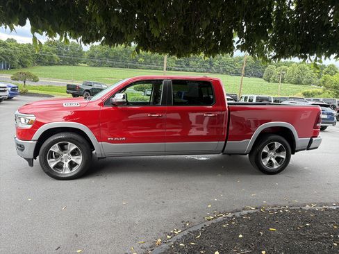 Used 2021 RAM 1500 Laramie AWD/4WD image 7