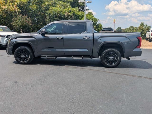 Used 2023 Toyota Tundra SR5 w/ SR5 Premium Package AWD/4WD image 7