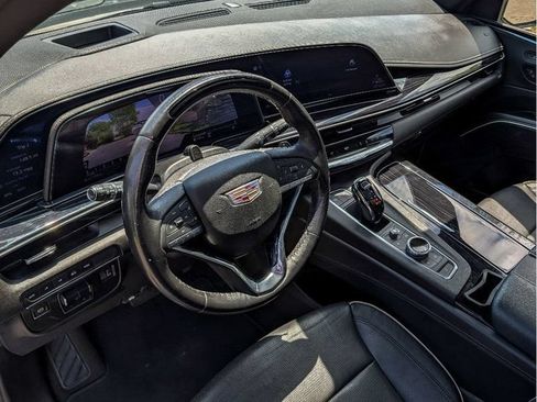 Used 2023 Cadillac Escalade Sport AWD/4WD image 41