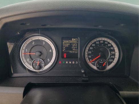 Used 2018 RAM 2500 Tradesman w/ Chrome Appearance Group image 31