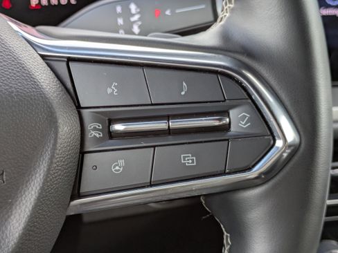 Used 2024 Chevrolet Traverse LT image 19