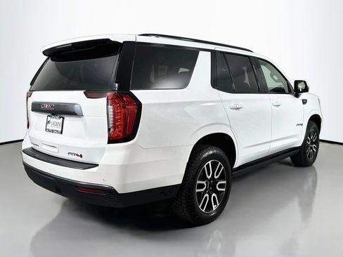 Used 2021 GMC Yukon AT4 w/ AT4 Premium Package AWD/4WD image 5
