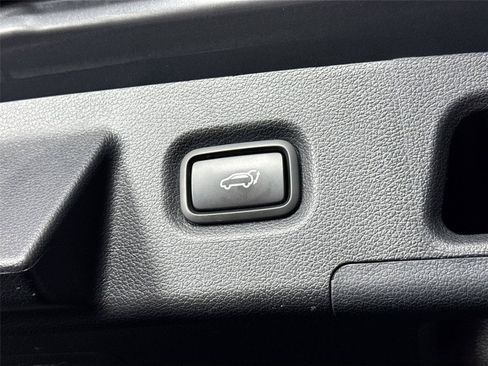 Used 2023 Hyundai Santa Fe SEL w/ Premium Package FWD image 40