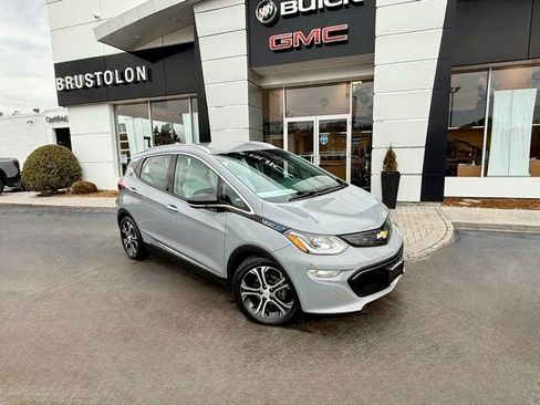 Used 2020 Chevrolet Bolt Premier w/ Infotainment Package image 2