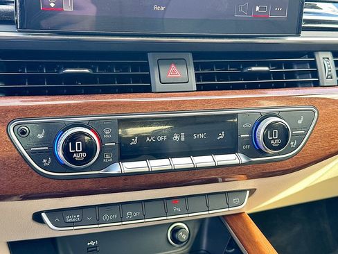 Used 2021 Audi A4 2.0T Premium Plus w/ Premium Plus Package image 16