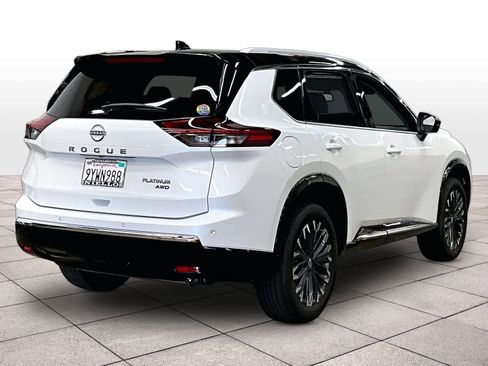 Used 2026 Nissan Rogue Platinum AWD/4WD image 15