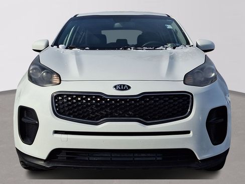 Used 2018 Kia Sportage LX image 2