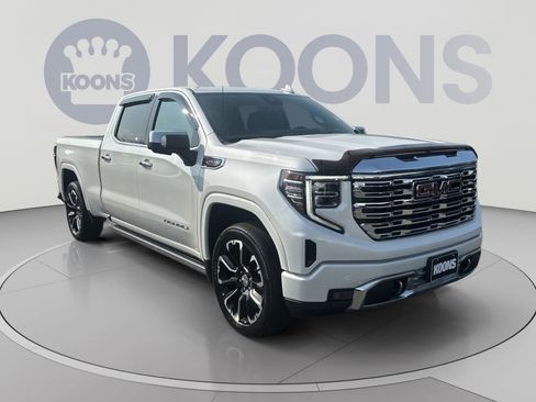Used 2024 GMC Sierra 1500 Denali w/ Denali Reserve Package AWD/4WD image 18