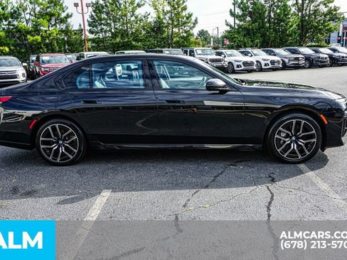 Used 2024 BMW 740i xDrive AWD/4WD image 8