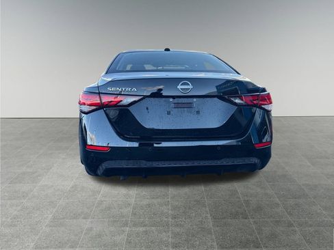 Used 2025 Nissan Sentra SV w/ All-Weather Package image 4