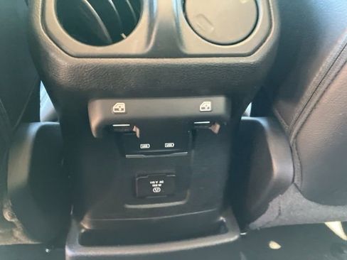 Used 2023 Jeep Wrangler Unlimited Sahara w/ Cold Weather Group AWD/4WD image 22