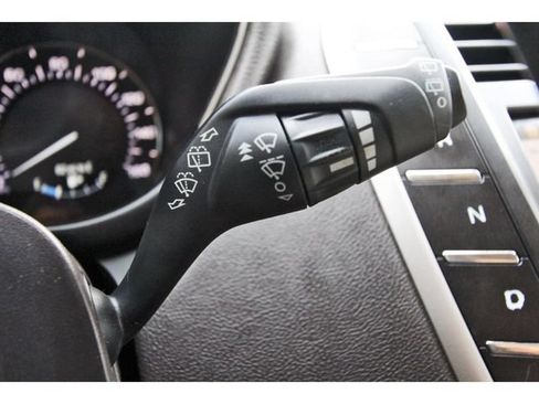 Used 2019 Lincoln MKC Reserve w/ MKC Technology Package FWD image 17