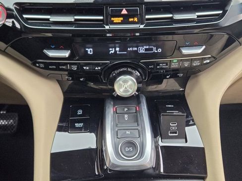 Certified 2023 Acura MDX FWD w/ Technology Package image 19