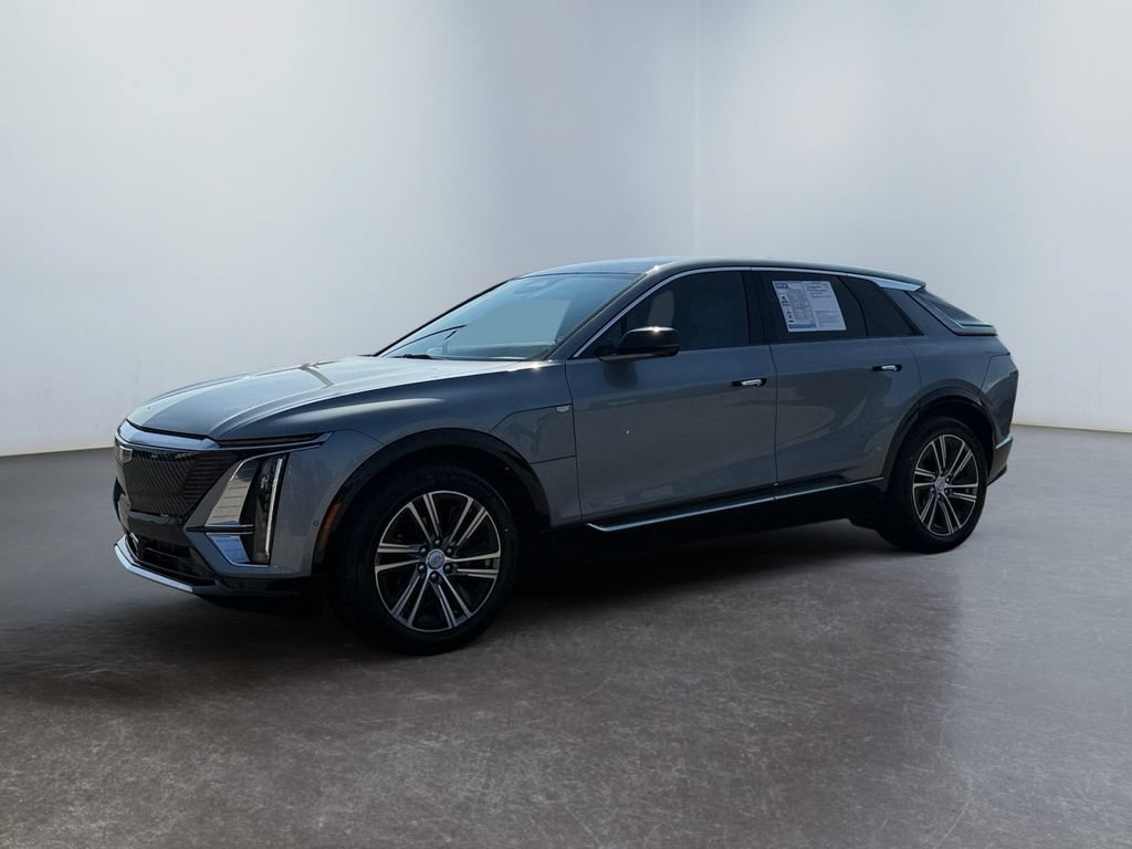 Used 2024 Cadillac Lyriq Luxury RWD image 7