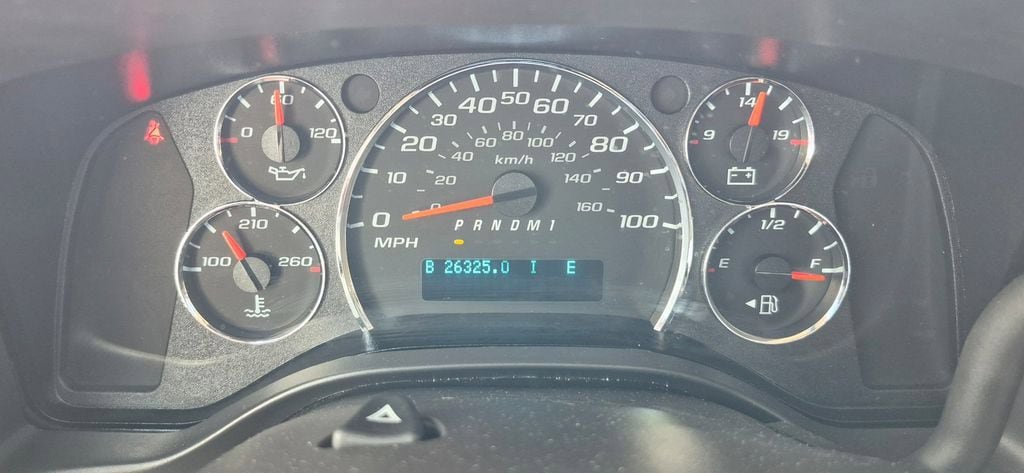 Used 2025 Chevrolet Express 3500 LT w/ LT Preferred Equipment Group RWD image 54
