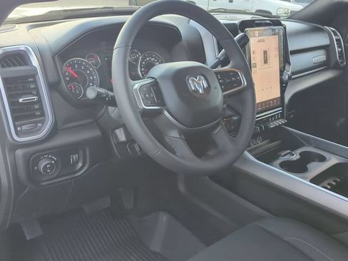 Used 2025 RAM 2500 Big Horn AWD/4WD image 12