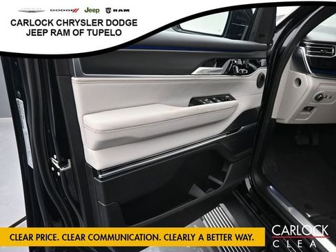 New 2026 Jeep Grand Wagoneer Summit image 11