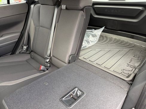 Used 2025 Subaru Crosstrek 2.0i Premium w/ Popular Package #4 image 12