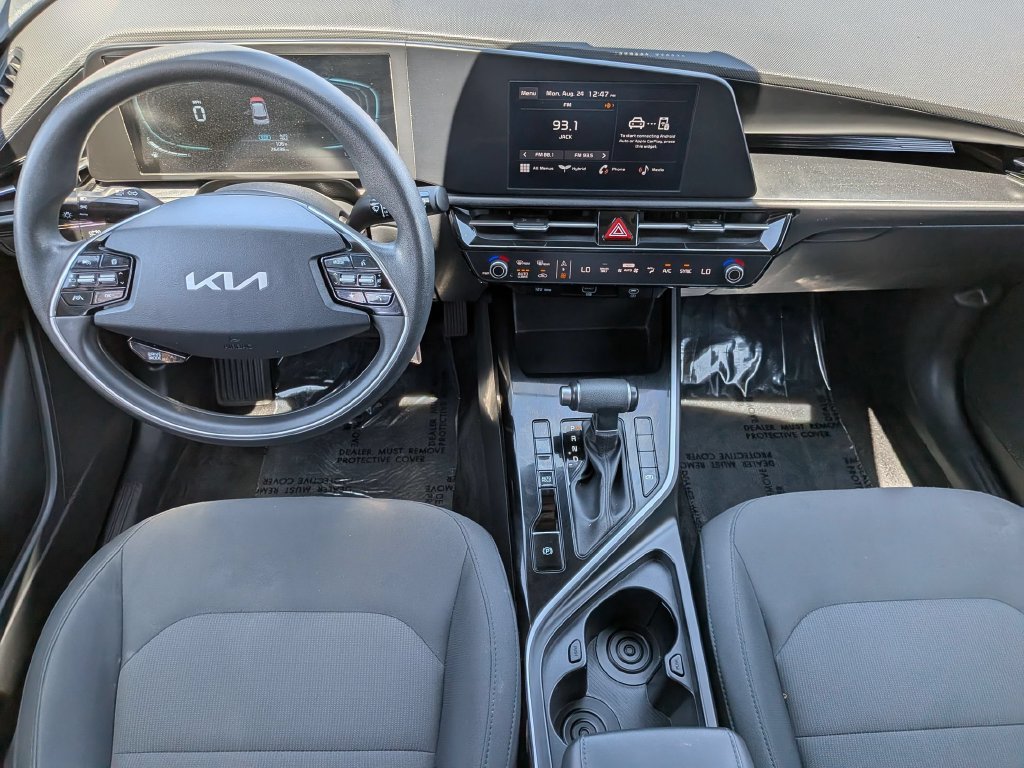 Used 2025 Kia Niro LX FWD image 24