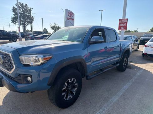 Used 2019 Toyota Tacoma TRD Off-Road AWD/4WD image 1