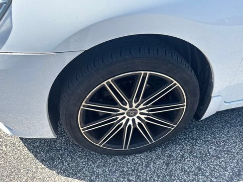 Used 2016 Nissan Sentra SV FWD image 4