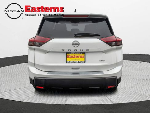 New 2026 Nissan Rogue SV w/ Cold Weather Package AWD/4WD image 8