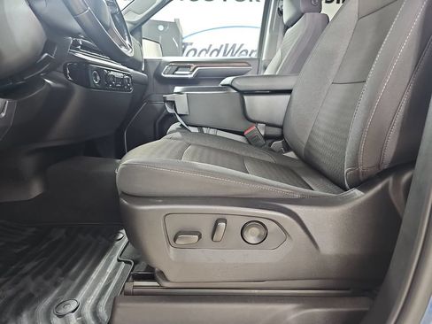 Used 2024 Chevrolet Silverado 1500 LT AWD/4WD image 34