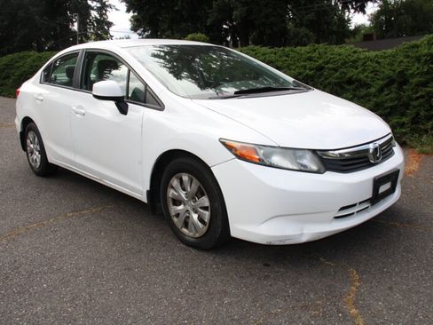 Used 2012 Honda Civic LX image 2