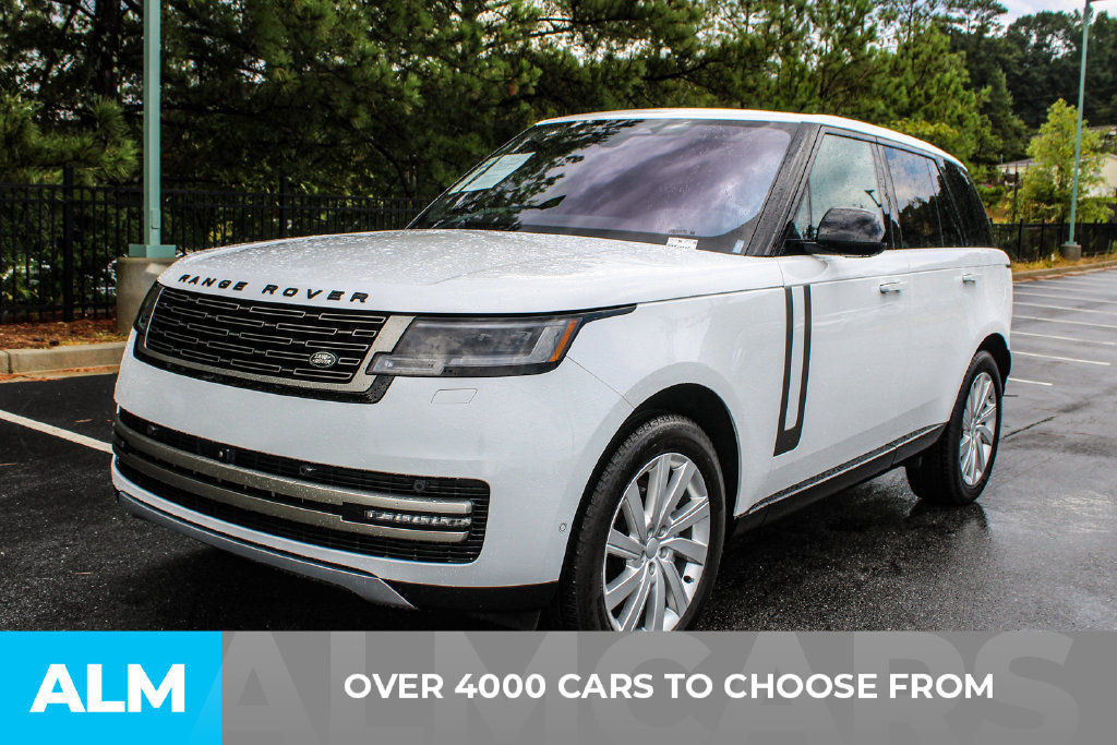 Used 2023 Land Rover Range Rover SE AWD/4WD image 2