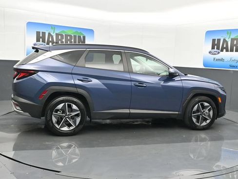 Used 2025 Hyundai Tucson SEL FWD image 6