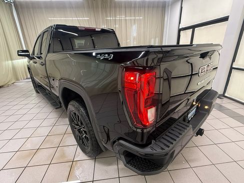 Used 2023 GMC Sierra 1500 Pro w/ Graphite Edition AWD/4WD image 8