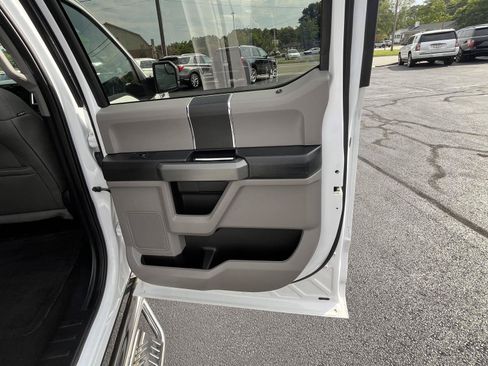Used 2017 Ford F150 XLT AWD/4WD image 29
