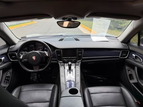 Used 2011 Porsche Panamera image 34