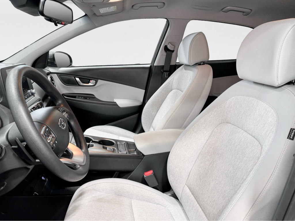 Used 2023 Hyundai Kona SE FWD image 18