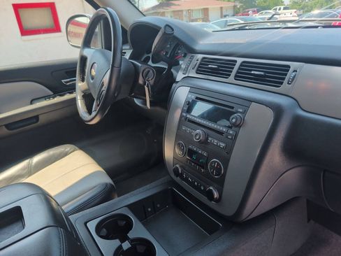 Used 2008 Chevrolet Avalanche LT w/ LT Preferred Equipment Group AWD/4WD image 28
