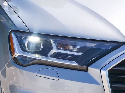 Used 2023 Audi Q7 3.0T Premium Plus image 4