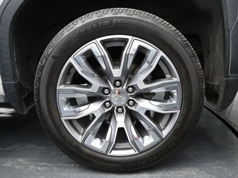 Used 2023 GMC Sierra 1500 Denali w/ Denali Reserve Package AWD/4WD image 33