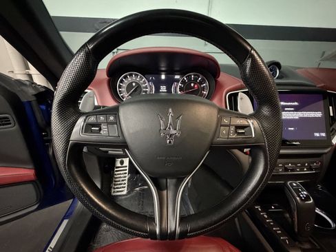 Used 2021 Maserati Ghibli S GranSport image 26