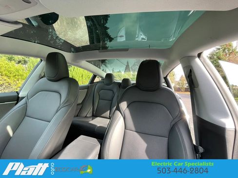Used 2024 Tesla Model 3 Standard Range RWD image 41
