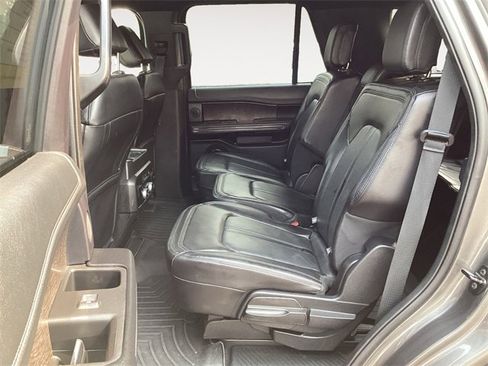 Used 2021 Ford Expedition Limited image 13