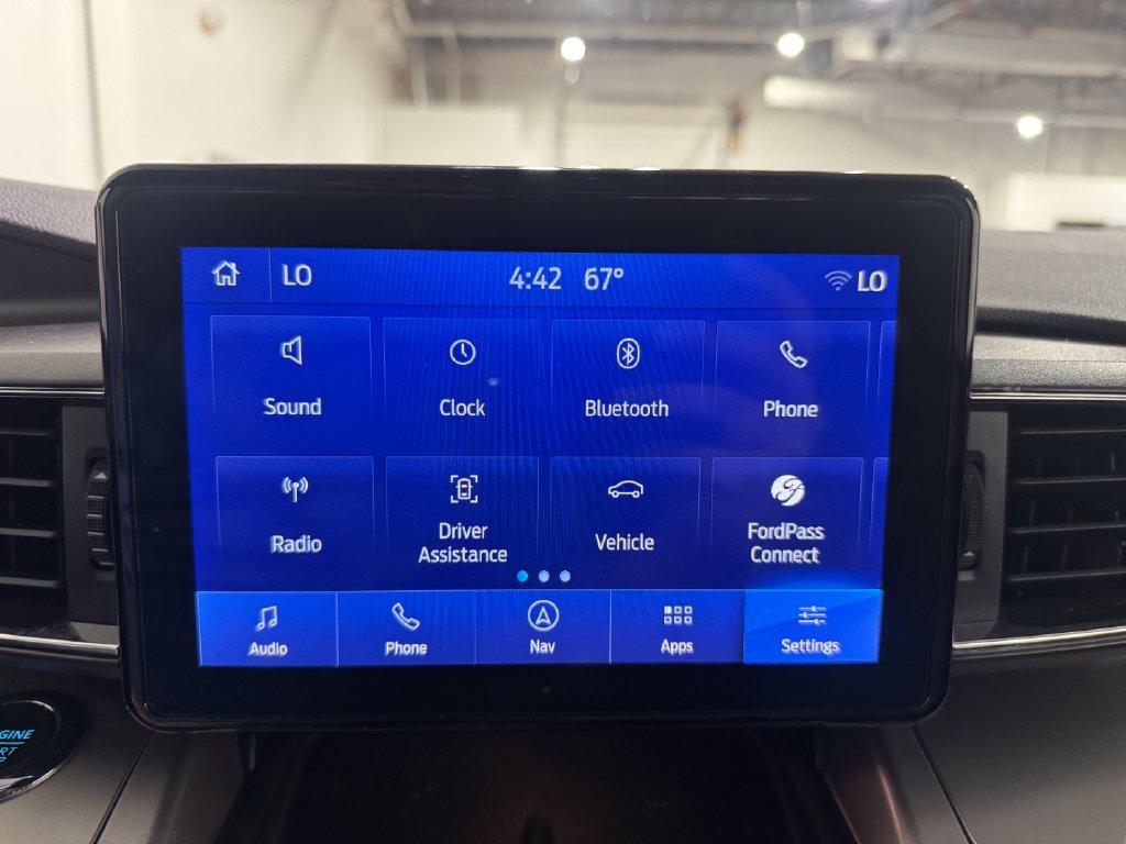 Used 2022 Ford Explorer XLT AWD/4WD image 28